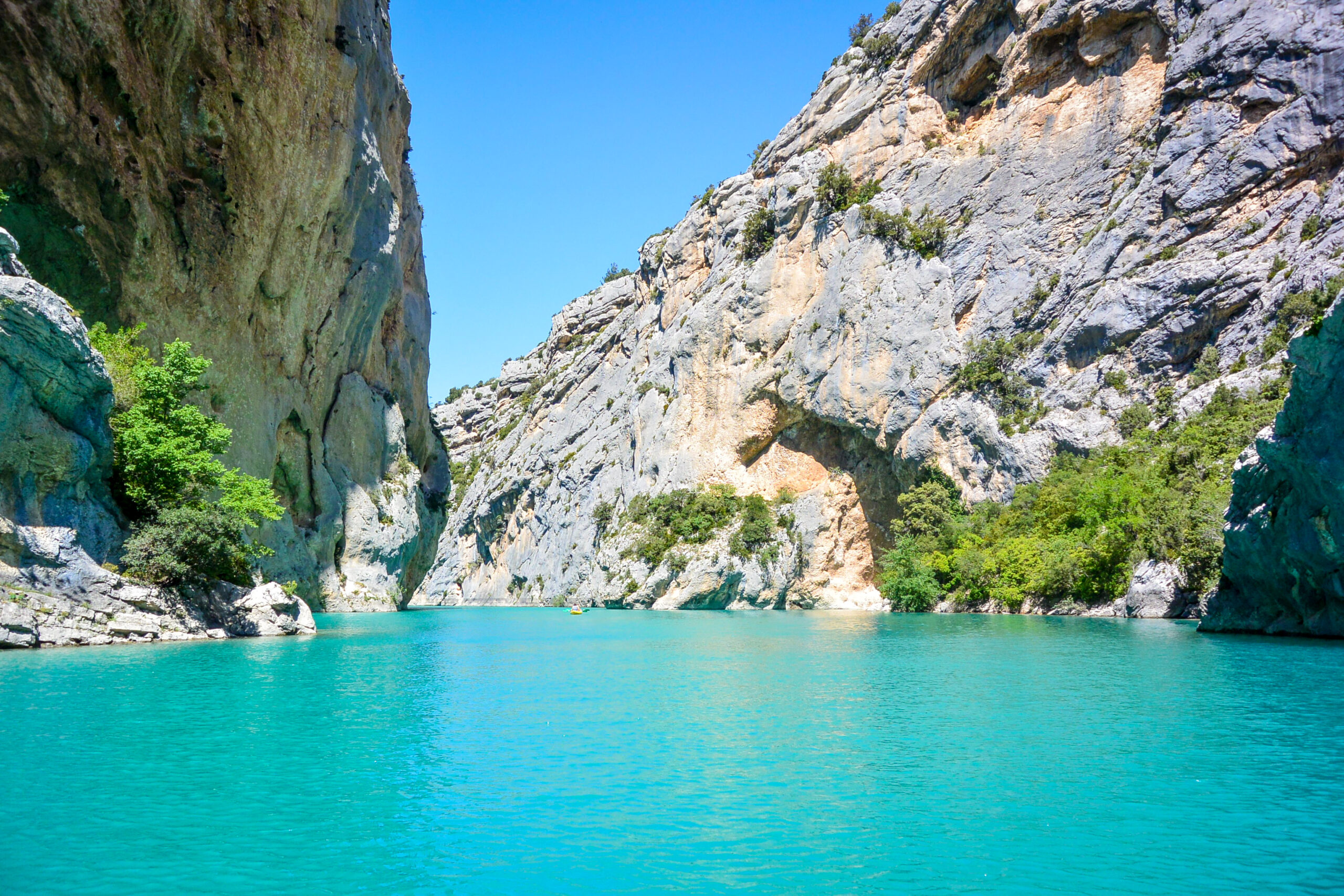 Au ras de l'eau, lac de Ste Croix