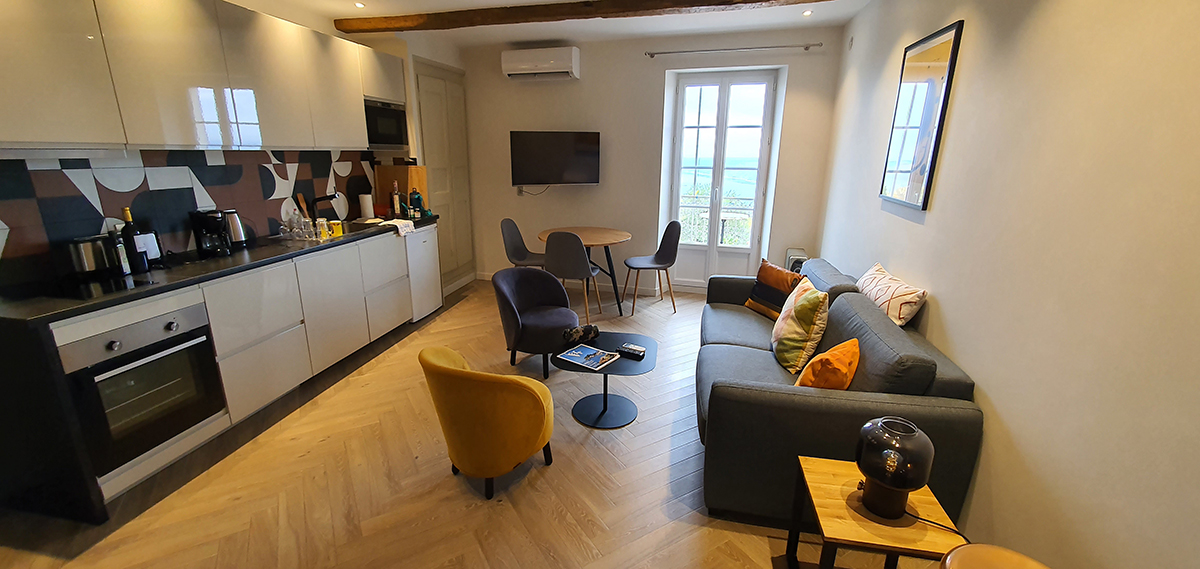 appartement Valensole, vues de l'intérieur : vue d'ensemble